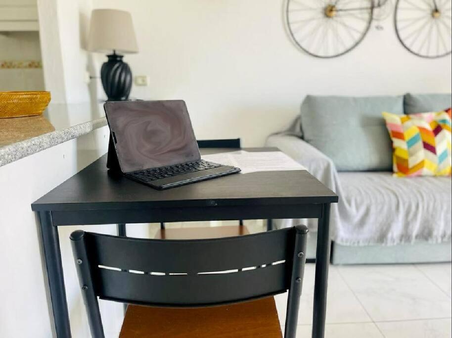 Comfy Home With Large Terrace Five Minutes From Ocean Los Cristianos  Bagian luar foto