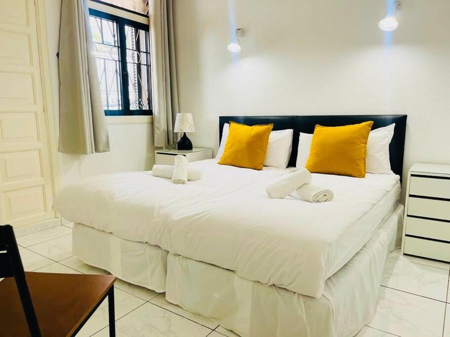 Comfy Home With Large Terrace Five Minutes From Ocean Los Cristianos  Bagian luar foto