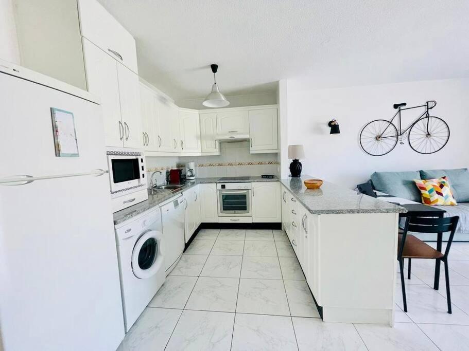 Comfy Home With Large Terrace Five Minutes From Ocean Los Cristianos  Bagian luar foto